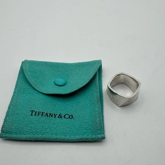 Tiffany Frank Gehry Torque square ring. - Picture 1 of 6